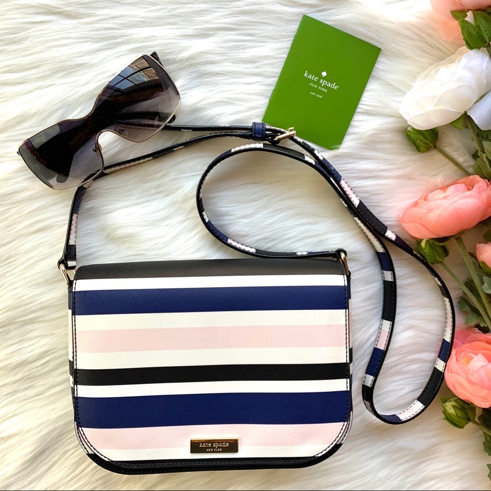 Kate Spade Laurel Way Carson Crossbody Bag - Picture 3 of 16